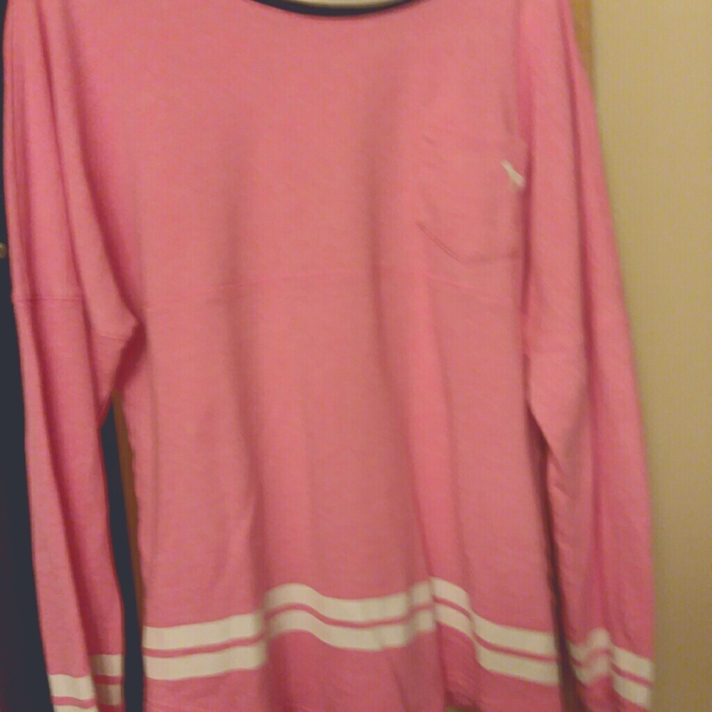 PINK pullover stadium top...roomy and comfy...